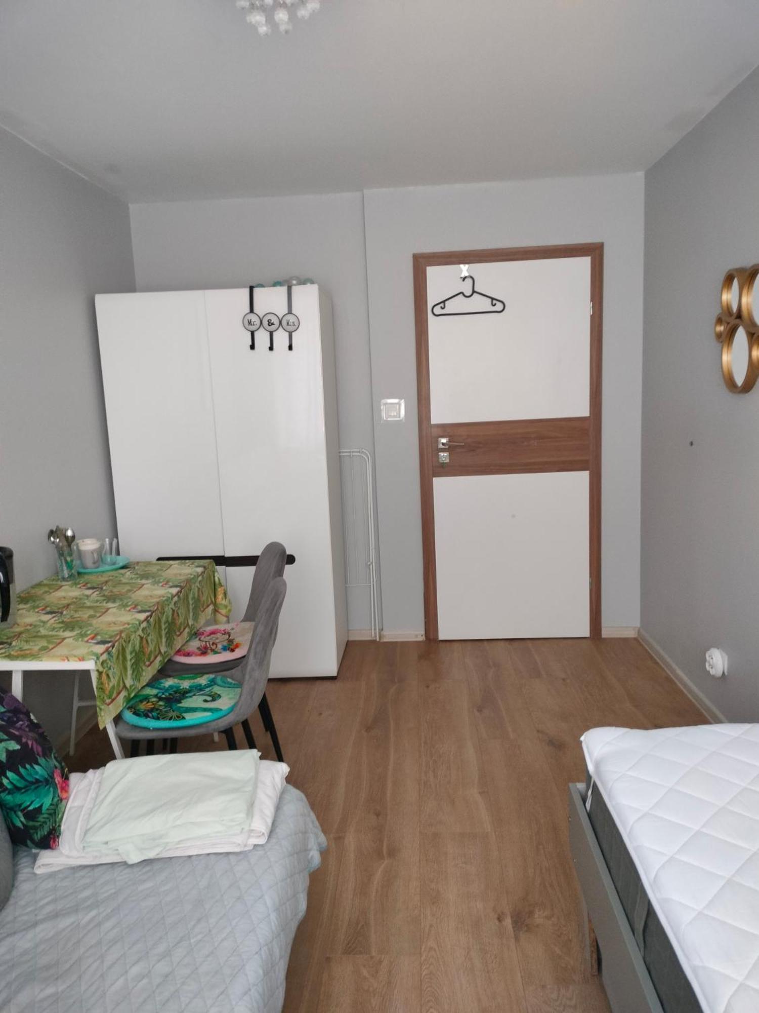 New Rooms 3Km To Centrum Гданск Екстериор снимка